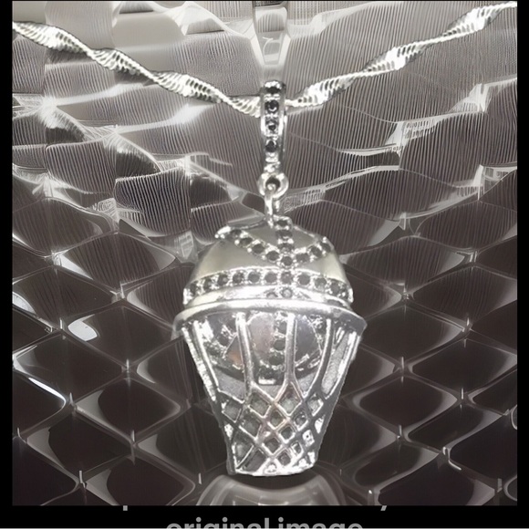 RARE Basketball Fans 🏀 S925 Silver Basketball & Hoop Pendant Unisex Necklace - Picture 1 of 8
